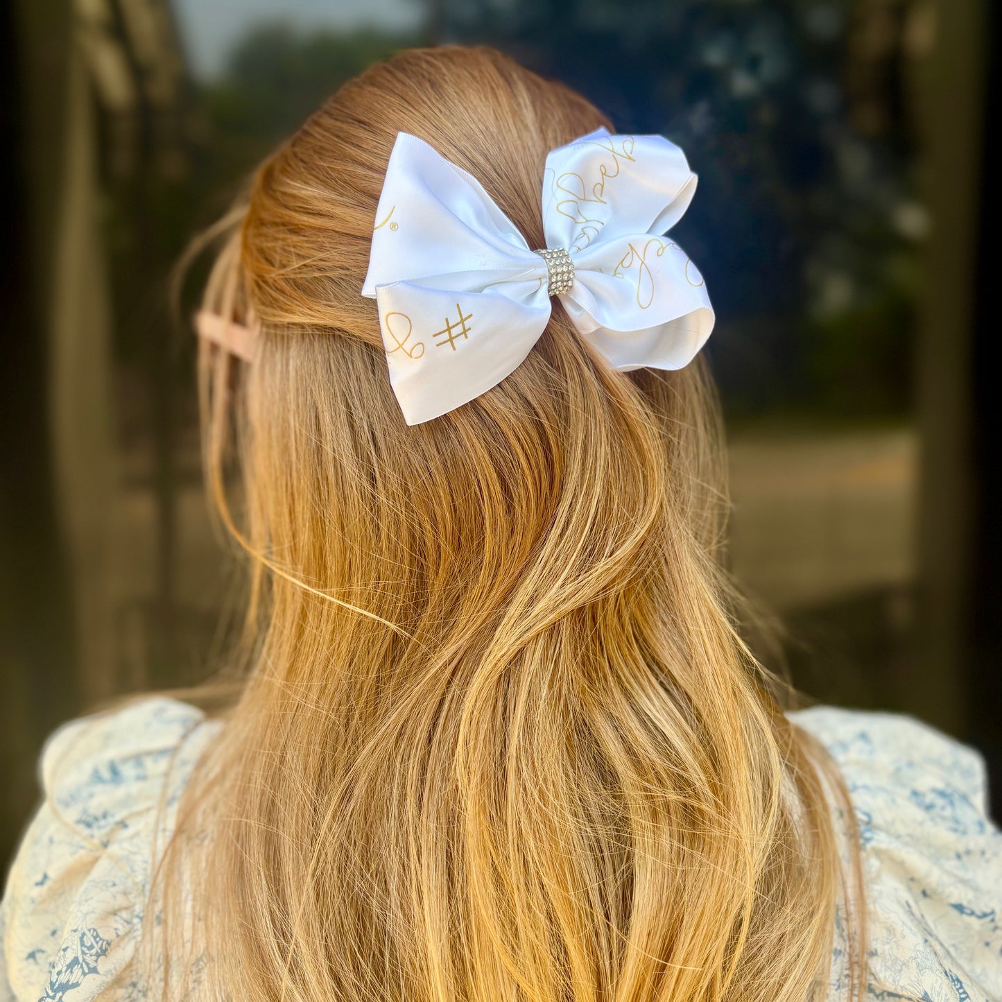 Girl Be Brave Small Bow