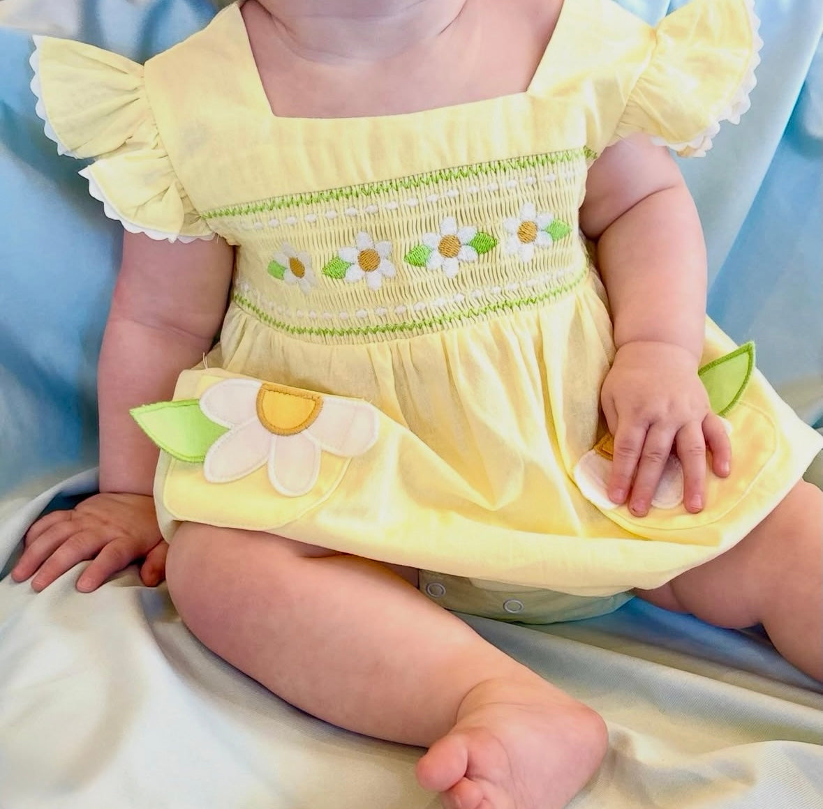 Sunny Daisy Smocked Bubble