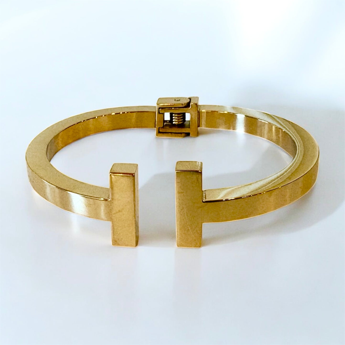 Modern Muse Cuff