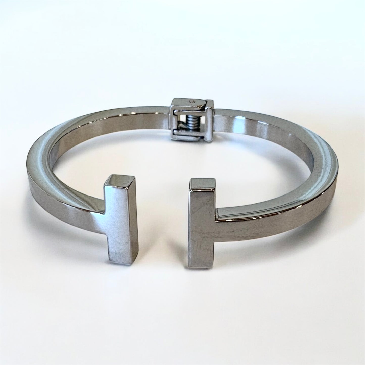 Modern Muse Cuff