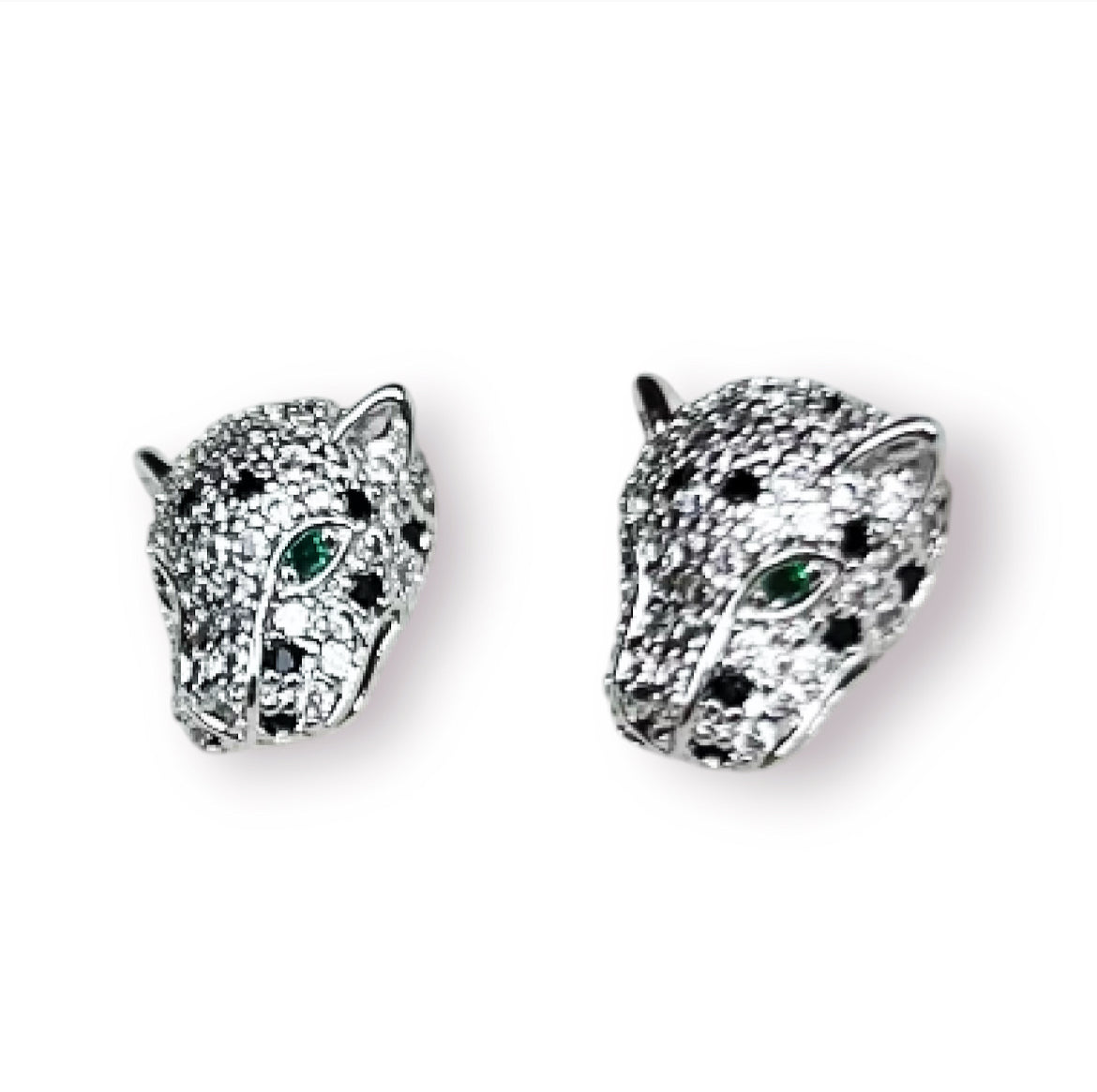 Wild & Chic Panther Jaguar Stud Earring