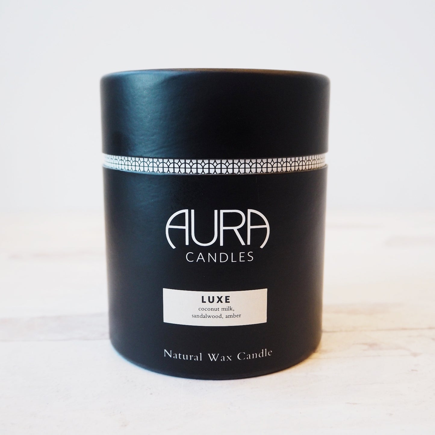 Aura Luxe Scented Candle